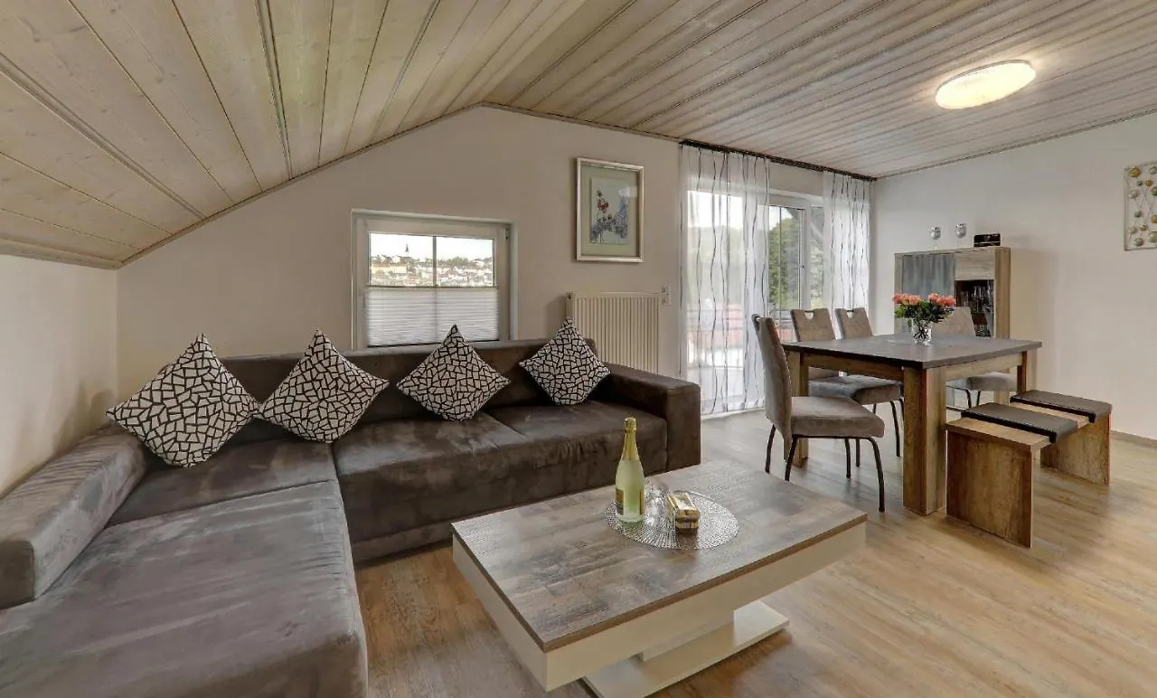 האוצנברג Ferienwohnung Staffelberg דירה