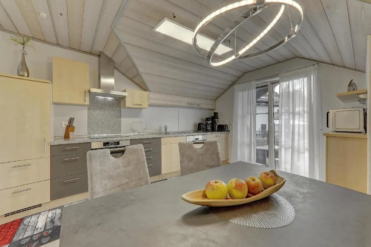 דירה האוצנברג Ferienwohnung Staffelberg גרמניה