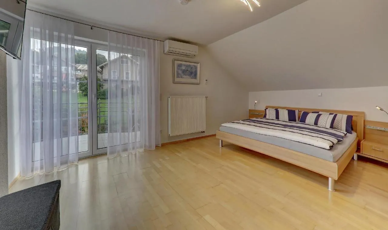 האוצנברג Ferienwohnung Staffelberg